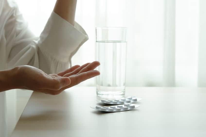 aborto con pastillas, tambien llamado aborto farmacológico o aborto con medicamentos